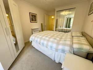 Bedroom- click for photo gallery